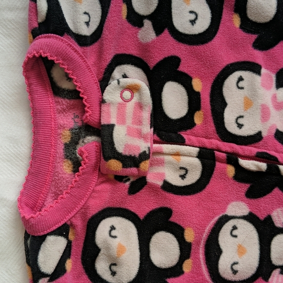 carter's winter penguin fleece zipper footie sleeper pajamas 3 months baby girl - Picture 2 of 6